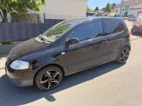 Gebraucht VW Fox Style 54 PS (39 kW) 2010 Schwarz Kleinwagen