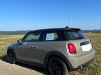 Gebraucht Mini Cooper Chili 136 PS (100 kW) 2020 Grau Kleinwagen