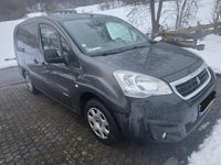 Gebraucht Peugeot Partner 120 PS (88 kW) 2015 Grau Van / Kleinbus