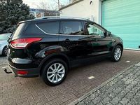 Gebraucht Ford Kuga Titanium 182 PS (133 kW) 2015 Schwarz SUV