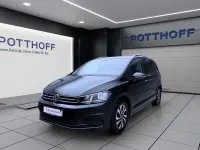 Gebraucht VW Touran Active 150 PS (110 kW) 2021 Deep black perleffekt Van / Kleinbus