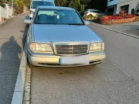 Gebraucht Mercedes C220 150 PS (110 kW) 1996 Silber Limousine