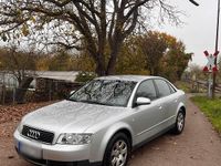 Gebraucht Audi A4 130 PS (95 kW) 2001 Silber Limousine