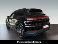 Gebraucht Porsche Cayenne 470 PS (345 kW) 2024 Schwarz SUV