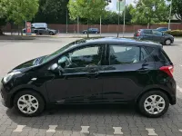 Gebraucht Hyundai i10 Classic 67 PS (49 kW) 2016 Schwarz Kleinwagen