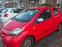 Gebraucht Toyota Aygo 69 PS (50 kW) 2007 Rot Kleinwagen