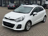 Gebraucht Kia Rio DREAM-TEAM Edition 84 PS (61 kW) 2015 Weiß Kleinwagen