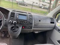 Second-hand VW Caravelle 102 CP (75 kW) 2007 Alb Van