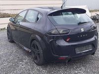 Gebraucht Seat Leon Reference 125 PS (91 kW) 2011 Rojo emocion Kleinwagen