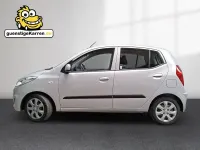 Gebraucht Hyundai i10 Edition 69 PS (50 kW) 2013 Silber Kleinwagen