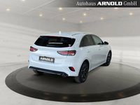 Gebraucht Kia Ceed 101 PS (74 kW) 2024 Carraraweiß Kleinwagen