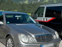 Gebraucht Mercedes E220 150 PS (110 kW) 2004 Gold Limousine