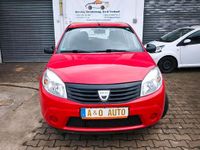 Gebraucht Dacia Sandero Basis 75 PS (55 kW) 2009 Rot Limousine