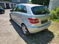 Gebraucht Mercedes B200 140 PS (102 kW) 2007 Silber Van / Kleinbus