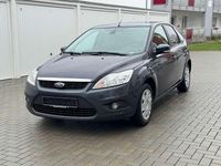 Gebraucht Ford Focus 101 PS (74 kW) 2011 Grau Limousine