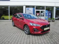 Gebraucht Ford Focus ST-Line 155 PS (114 kW) 2025 Fantastic red tc Kombi