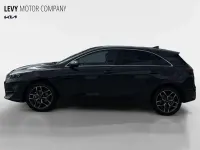 Neu Kia Ceed 101 PS (74 kW) 2025 H8g dark penta metal m Kleinwagen