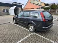 Gebraucht Ford Focus 101 PS (74 kW) 2006 Grau Kombi