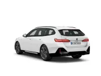 Neu BMW 540 M Sport 303 PS (222 kW) 2025 Alpinweiss uni Kombi