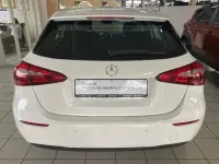 Gebraucht Mercedes A200 163 PS (119 kW) 2019 Weiß Limousine
