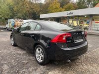 Gebraucht Volvo S60 Business Edition 163 PS (119 kW) 2015 Schwarz Limousine