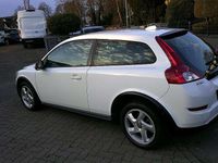 Gebraucht Volvo C30 Momentum 145 PS (106 kW) 2010 Ice white solid / solid Kleinwagen