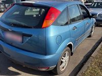 Gebraucht Ford Focus Futura 116 PS (85 kW) 2001 Blau Limousine