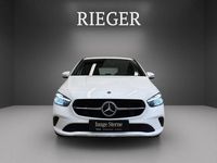 Gebraucht Mercedes B200 Advanced 163 PS (119 kW) 2024 Weiß Van / Kleinbus