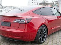 Second-hand Tesla Model 3 Performance 355 kW (483 CP) 2019 Roșu Berlinǎ