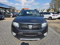 Gebraucht Dacia Sandero 90 PS (66 kW) 2016 Grau Limousine
