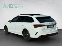 Neu Skoda Octavia RS 265 PS (194 kW) 2026 Weiß Kombi