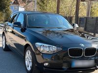 Gebraucht BMW 116 136 PS (100 kW) 2012 Schwarz Kleinwagen