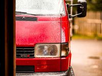 Second-hand VW T4 102 CP (75 kW) 2000 Roșu Van