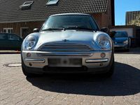 Usado Mini ONE 90 HP (66 kW) 2004 Prateado Citadino