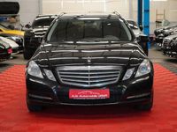 Gebraucht Mercedes E220 170 PS (125 kW) 2010 Schwarz Limousine