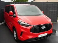 Gebraucht Ford Tourneo Custom Trend 136 PS (100 kW) 2025 Rot Van