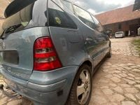 Gebraucht Mercedes A190 120 PS (88 kW) 2003 Blau Kleinwagen