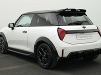 Gebraucht Mini John Cooper Works 156 PS (114 kW) 2025 Weiß Kleinwagen