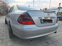 Gebraucht Mercedes E500 Avantgarde 306 PS (225 kW) 2002 Limousine