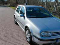 Gebraucht VW Golf IV 75 PS (55 kW) 2001 Silber Kleinwagen