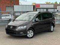 Gebraucht VW Sharan 150 PS (110 kW) 2020 Braun Van / Kleinbus