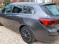 Gebraucht Opel Astra 125 PS (91 kW) 2011 Grau Kombi