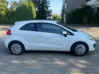 Gebraucht Kia Rio Edition 7 109 PS (80 kW) 2012 Weiß Limousine