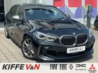 Gebraucht BMW M135 Performance 306 PS (225 kW) 2024 Black sapphire metallic (metallic) Kleinwagen