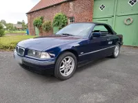 Gebraucht BMW 318 Cabriolet Basis 115 PS (84 kW) 1998 Blau Cabrio