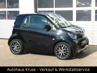 Gebraucht Smart ForTwo Coupé Prime 60 kW (82 PS) 2023 Schwarz Kleinwagen