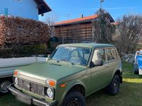 Gebraucht Lada niva 83 PS (61 kW) 2012 Grün SUV