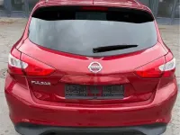 Gebraucht Nissan Pulsar 116 PS (85 kW) 2016 Rot Kleinwagen