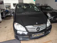 Gebraucht Mercedes A160 Avantgarde 95 PS (69 kW) 2011 Schwarz Limousine