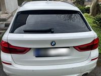 gebraucht BMW 530 i Touring A -Navi/Leder/TUV neu